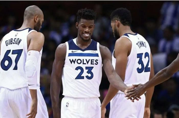 媒体曝光 媒体曝光